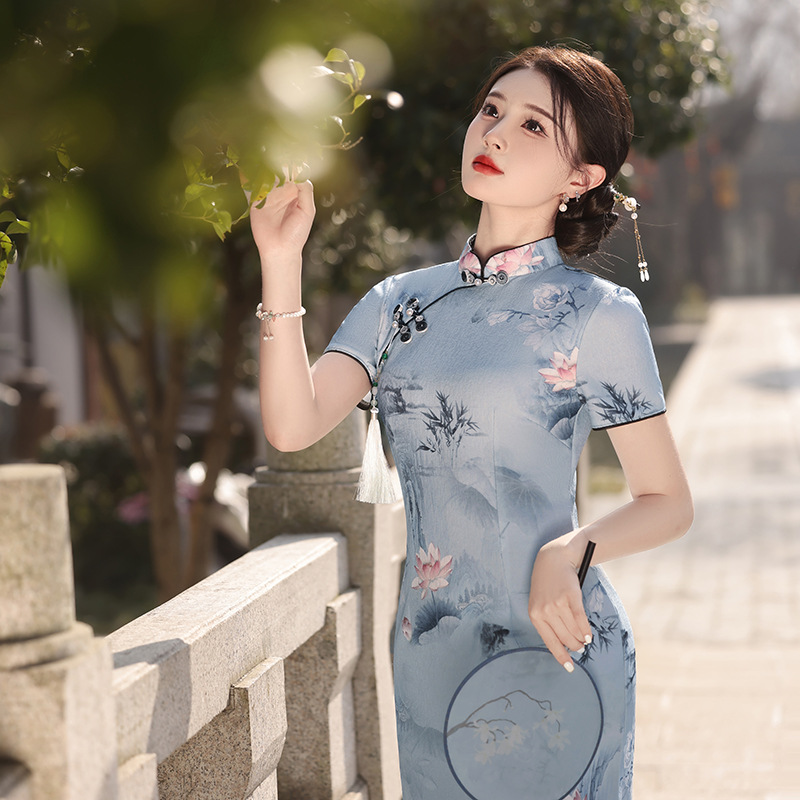 新中式日常民国旗袍开叉长裙写真少女改良长款高端年轻显瘦连衣裙
