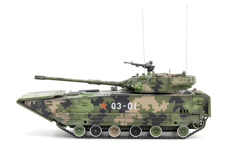 UNISTAR UG0521中国ZLT-05两栖突击炮国庆60周年阅兵成品模型1/72
