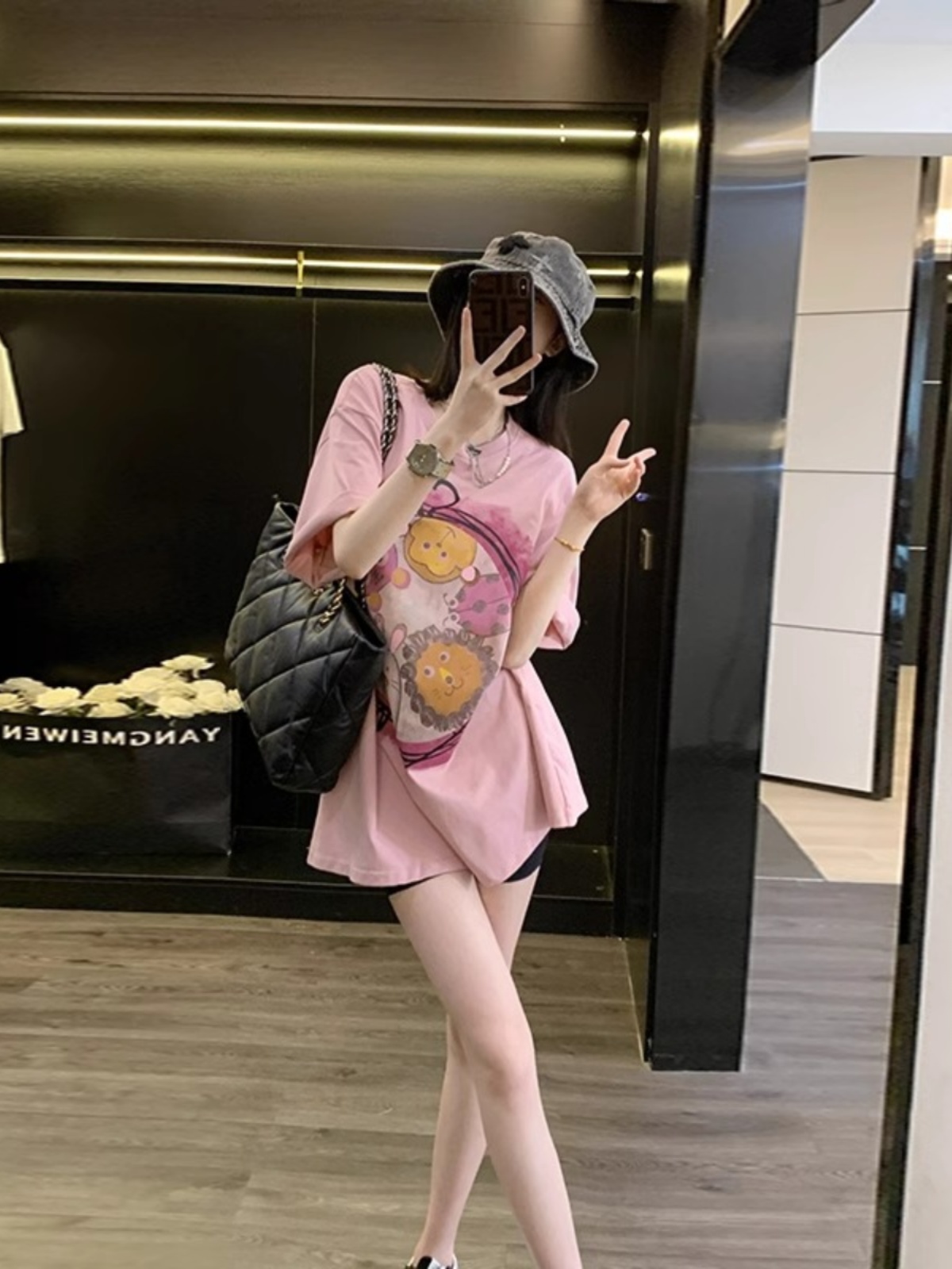 GG。卡通印花粉色短袖t恤女夏季2024新款休闲宽松半袖上衣