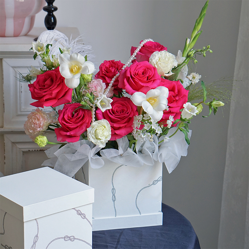 妇女节高定礼盒玫瑰花束套二花盒鲜花伴手礼装饰花艺礼物包装盒
