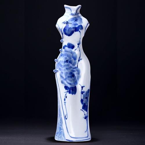苗苗红 陶瓷手绘青花瓷器旗袍插花瓶摆件创意古典美女装饰工艺品