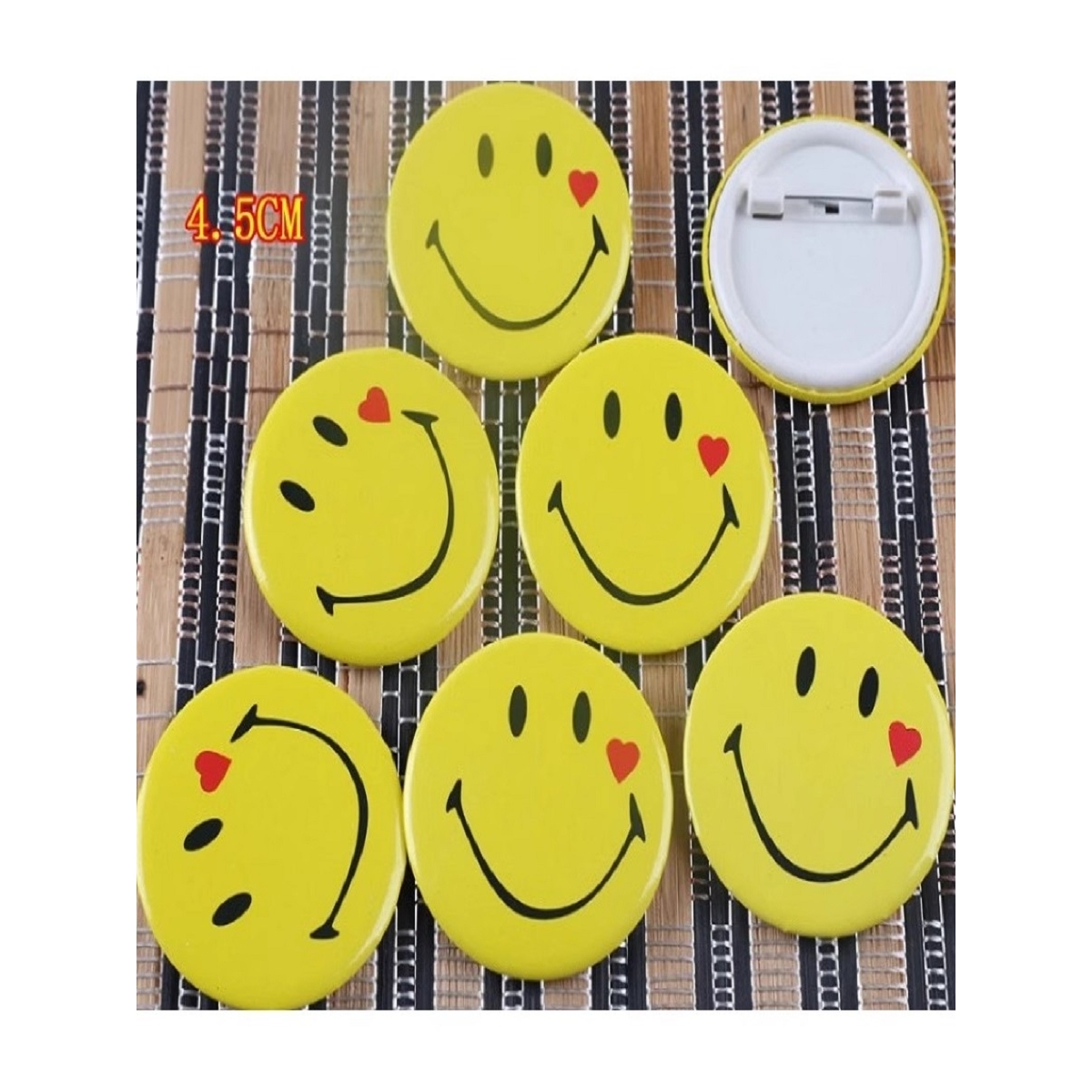 新款黄色笑脸表情胸牌可爱百搭学生胸针创意书包微笑徽章