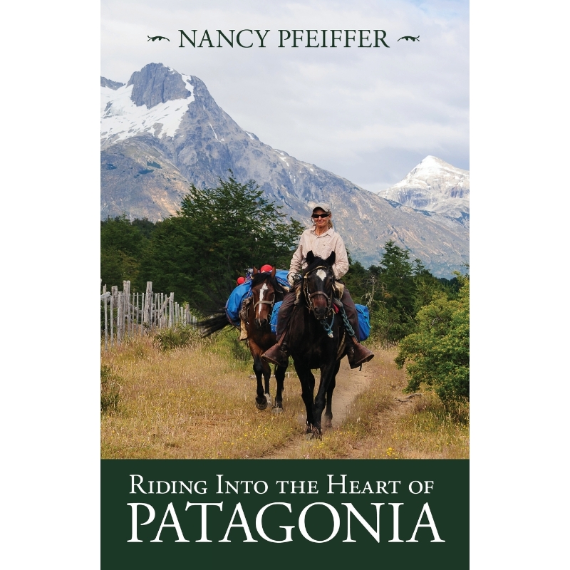按需印刷Riding Into the Heart of Patagonia[9781945805677]