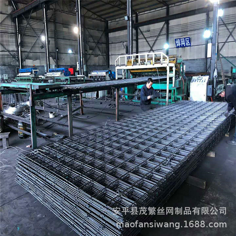 厂家供应多种规格钢筋网片铁丝网片 建筑网片 镀锌网片 焊接牢固