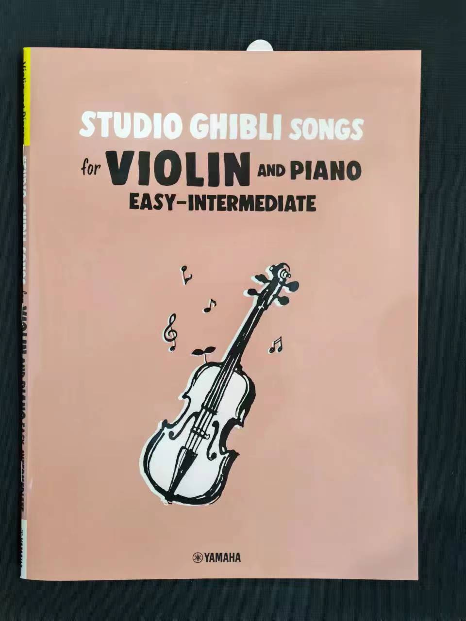 吉卜力工作室作品集 小提琴 钢琴合奏 初中级/英语版 雅马哈原版乐谱书 Studio Ghibli Songs for Easy Intermediate GPW01100285