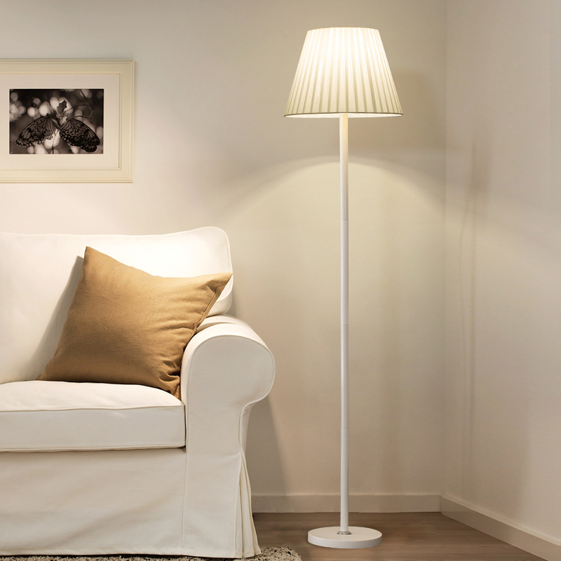 落地灯客厅卧室床头灯现代创意温馨LED遥控直播间补光灯背景灯