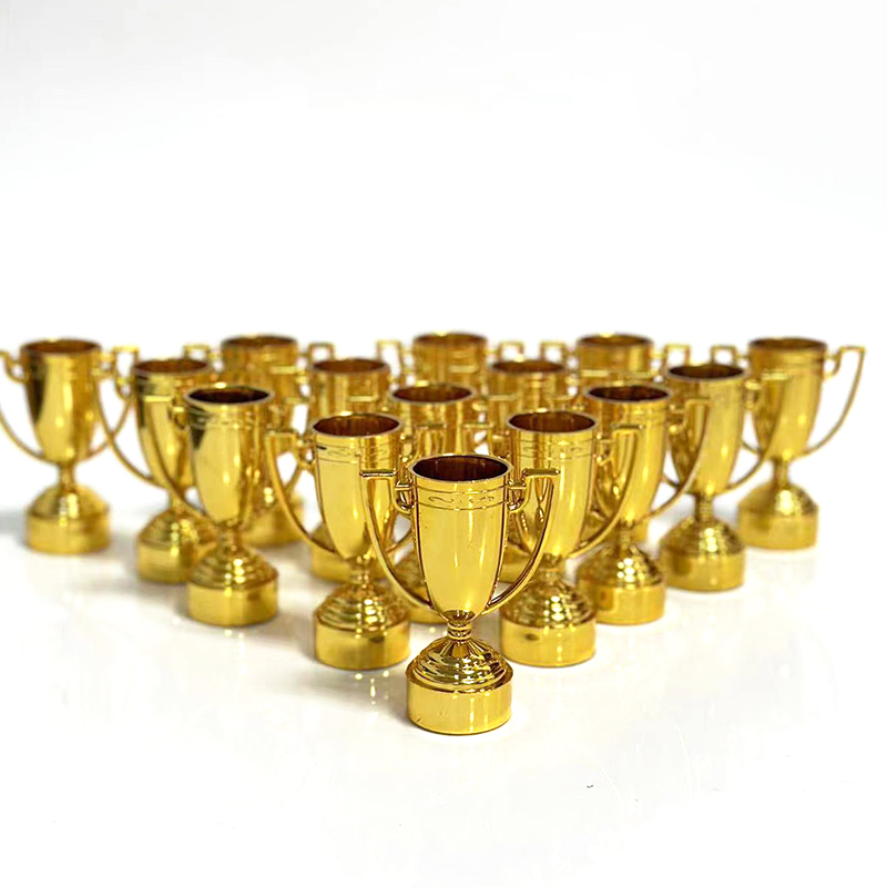 小金杯金人不是银杯金色塑料奖杯幼儿园奖励用品儿童教育道具