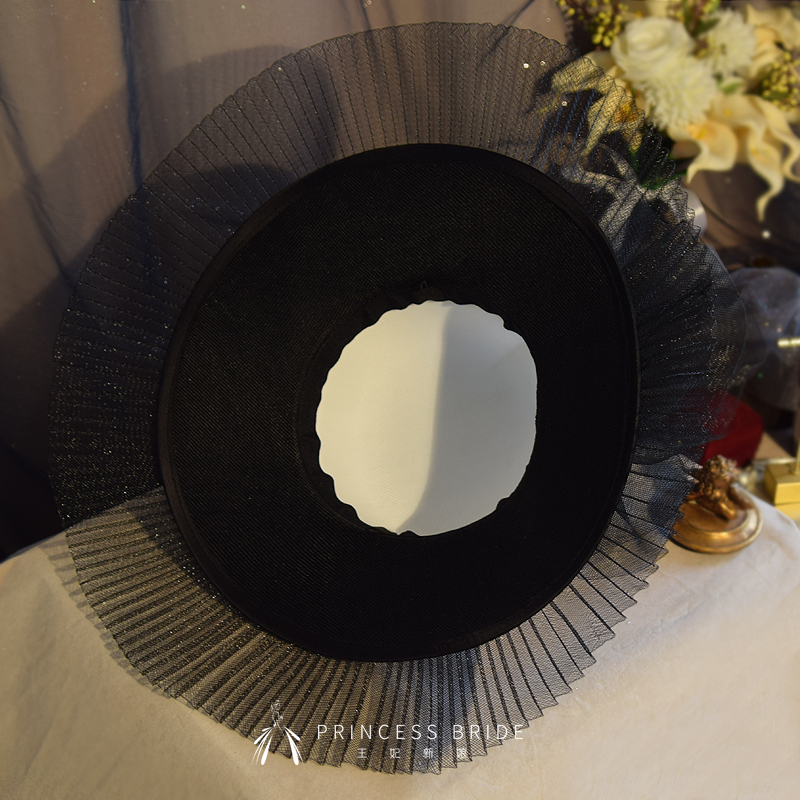极速复古赫本风黑白拼接礼帽卷边花网纱新娘造型帽子影楼拍摄跟妆