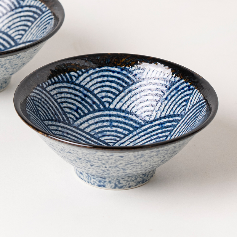 日本制进口陶瓷餐具青海波斗笠面碗日式和风汤碗拉面碗釉下彩复古