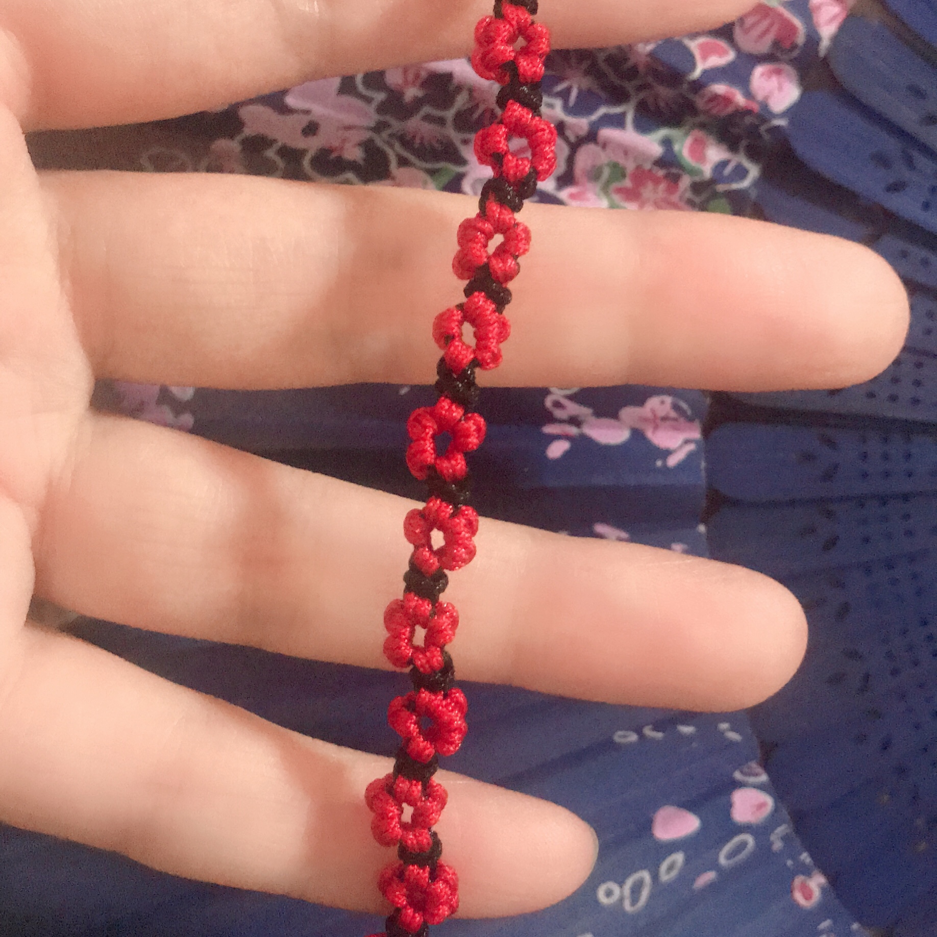 梅花手绳纯手工编织编绳简单女手链植物饰品喜庆红色可改款可改色