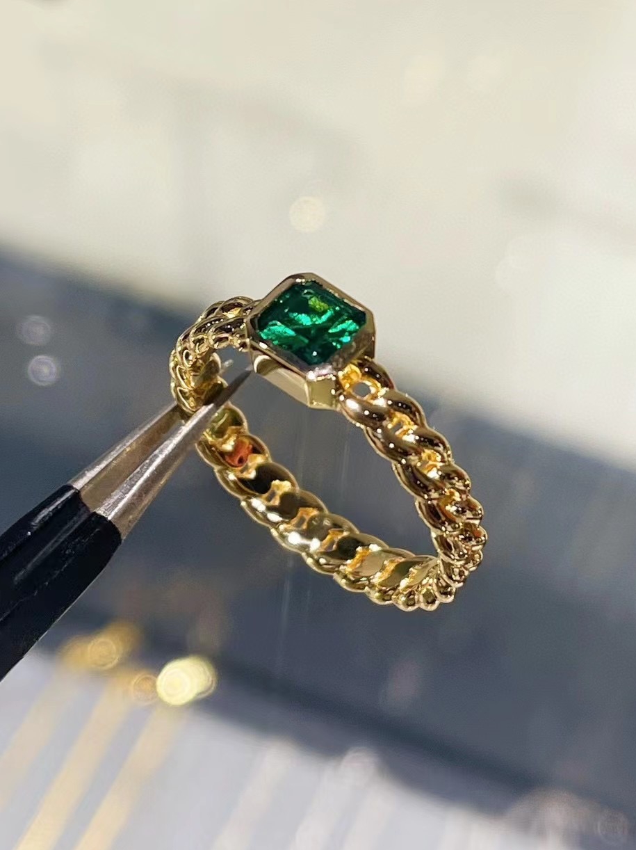 【奢侈品品牌工艺】祖母绿 戒指，超级精致的一款低调奢华戒
