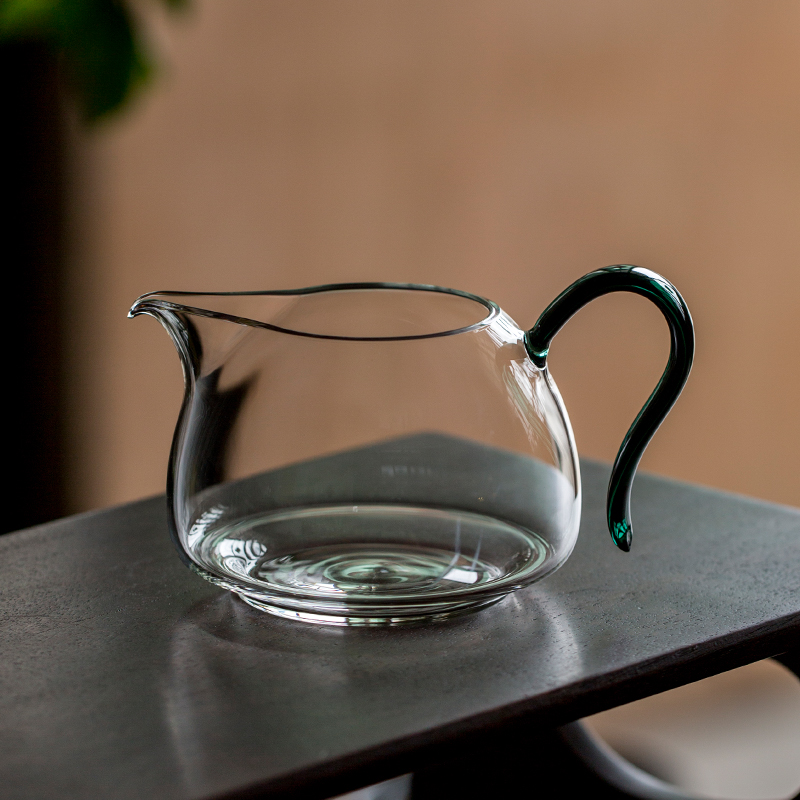 带把玻璃公道杯防烫家用大号茶海耐热加厚透明倒茶杯功夫茶具配件