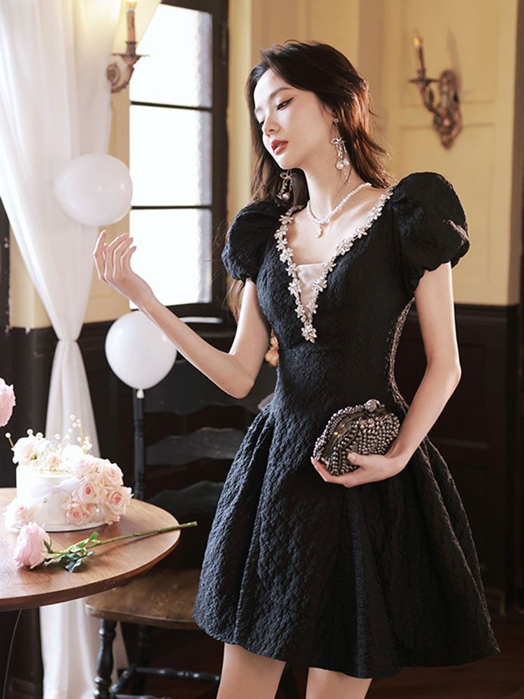 黑色晚礼服女2023新款高级感法式平时可穿生日聚会小个子气质洋装