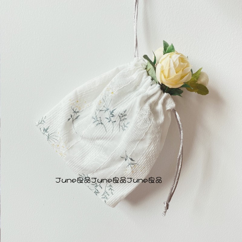 韩式蕾丝收纳袋小清新栀子花刺绣斜跨手机袋壁挂袋杂物收纳束口包