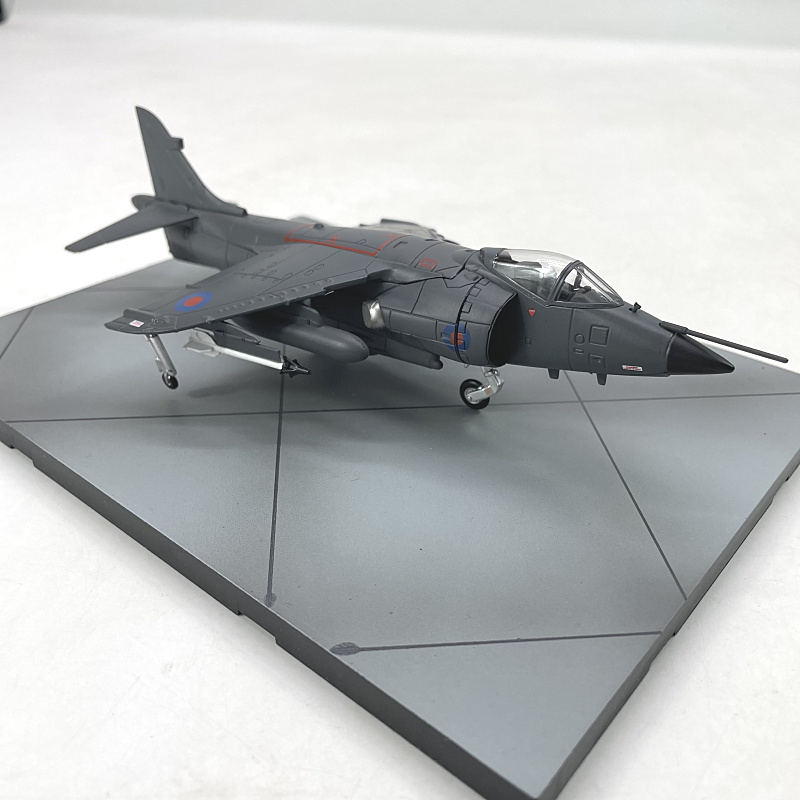 新款1：72英国垂直升降Harrier Jet鹞式战斗机仿真合金飞机模型成