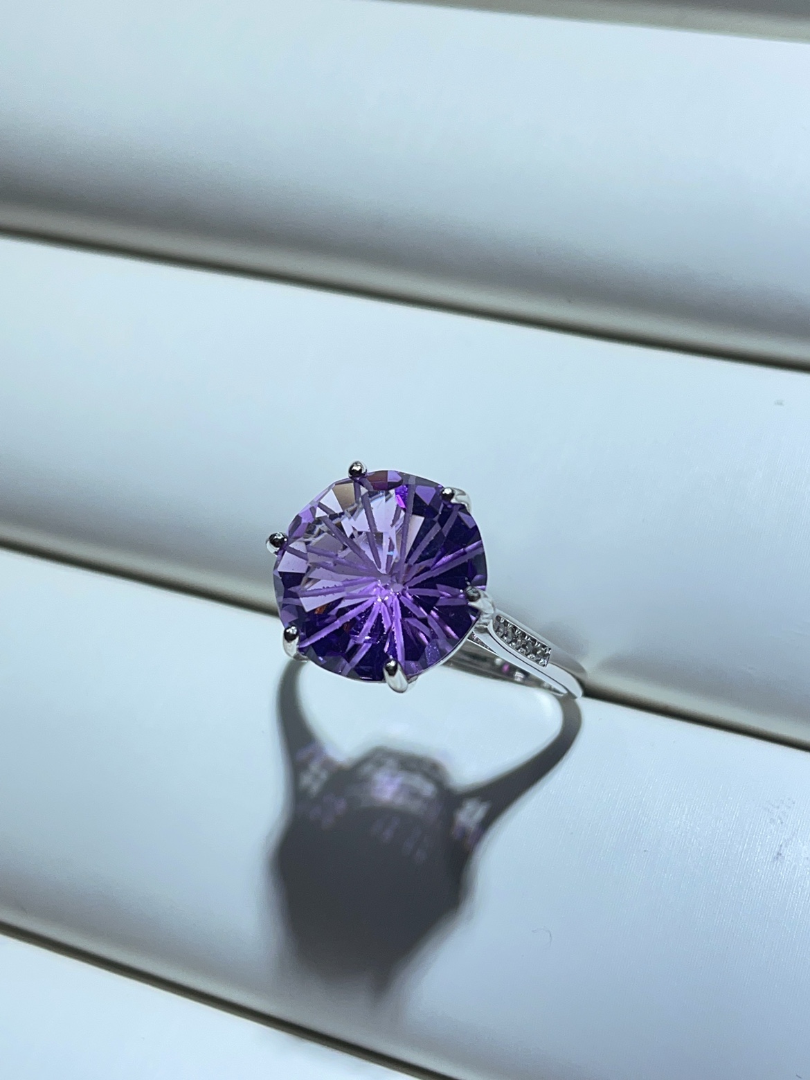 天然水晶巴西紫水晶戒指烟花切s925银镶嵌活口女戒简单大颗粒10mm