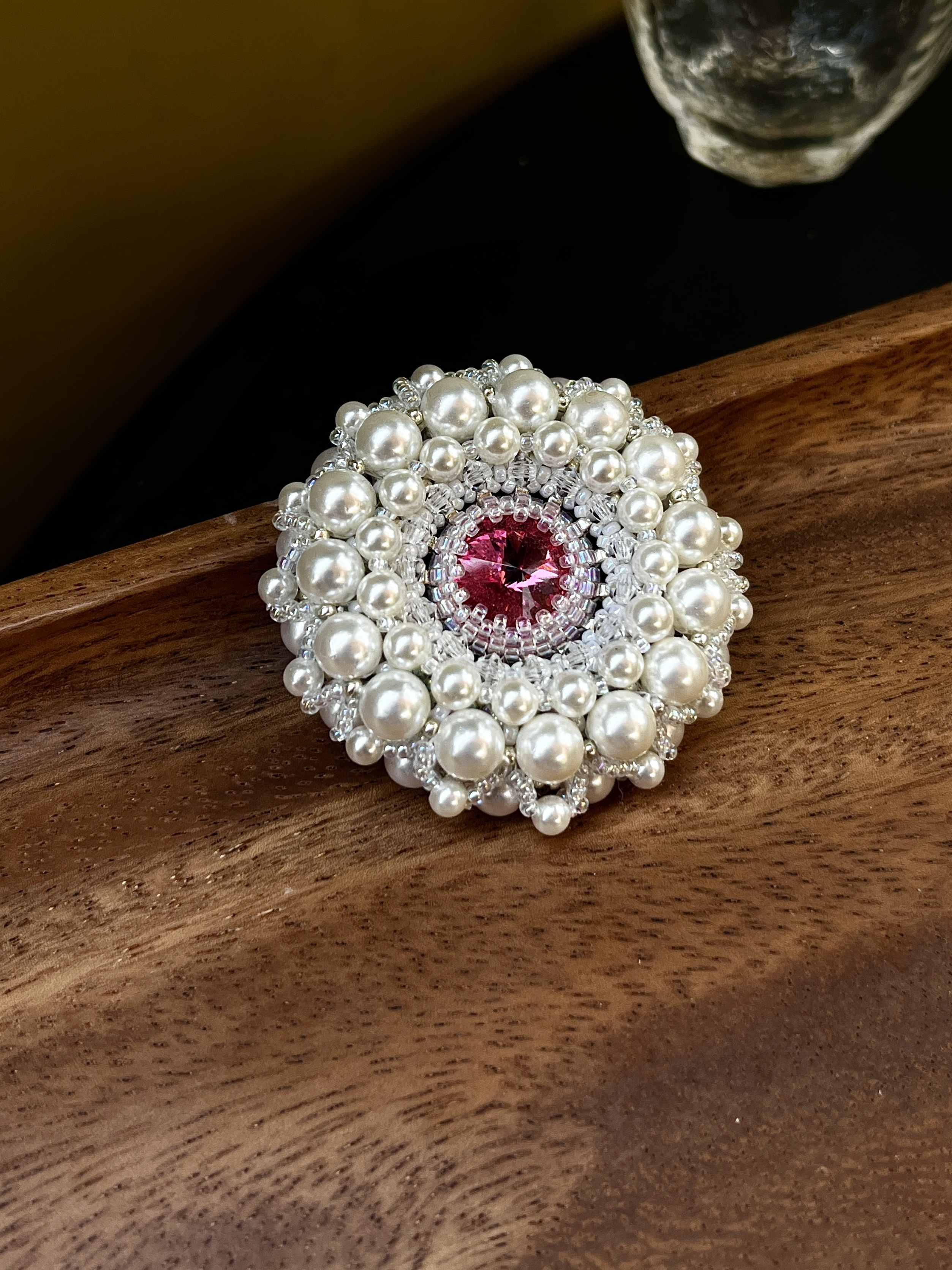 IG Jewelry设计师首饰中世纪风格奥地利水晶珍珠胸针洛可可艺术女
