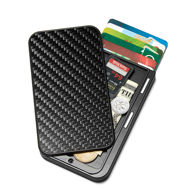 美国创意碳纤维卡包男信用卡防盗刷防消磁银行卡套简约小巧钱包