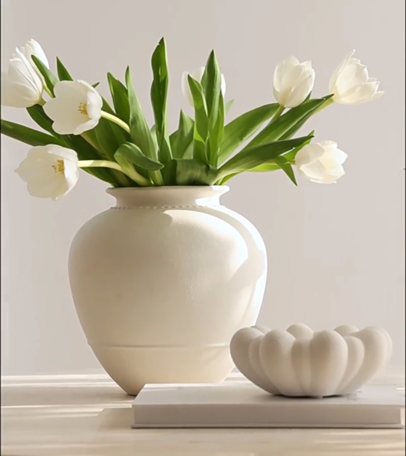 法式奶油风摆件花瓶陶瓷高级感陶罐客厅餐桌插花复古白色大花器