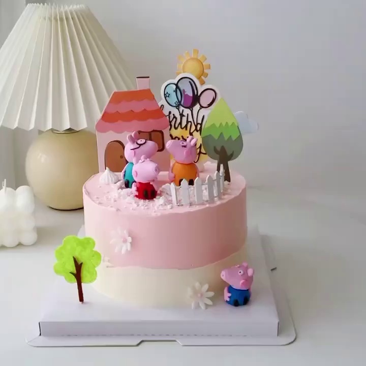 软陶小猪一家四口蛋糕装饰小树房子插件摆件网红创意 生日甜品台