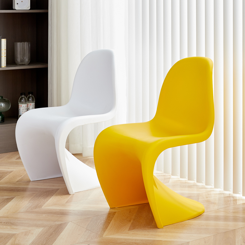 北欧家用餐椅可叠放简约设计师洽谈网红塑料靠背椅潘东椅梳妆凳子