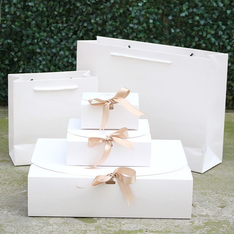 礼盒空盒手提大小号创意口红包装盒伴手礼盒衣服高级礼品盒空盒子