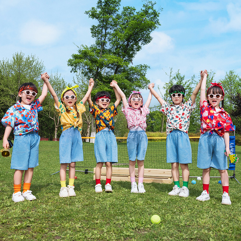 六一儿童港风啦啦队演出服幼儿园复古花衬衫小学生女走秀表演服装
