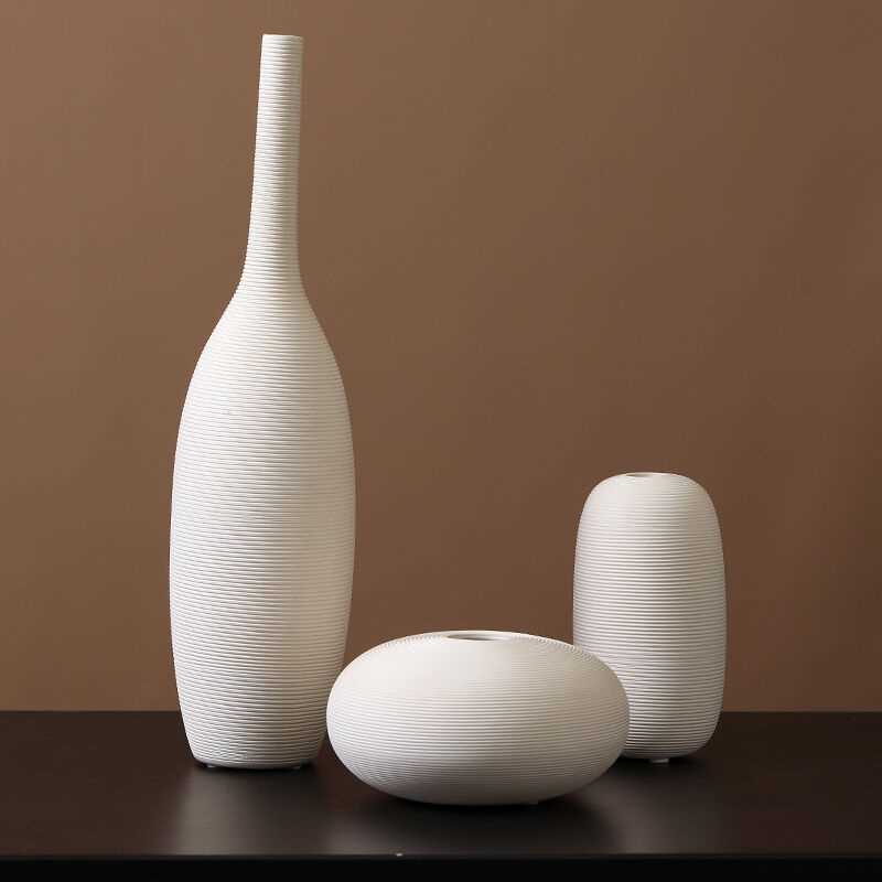 唐朝(TANGCHAO)北欧创意简约白色陶瓷花瓶客厅餐桌样板房玄关装