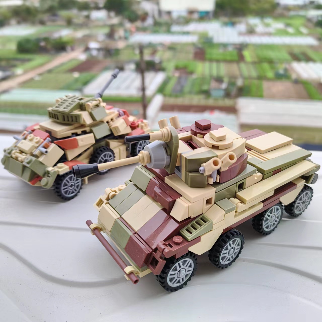 美洲狮坦克积木MOC沙漠迷彩橙玩具摆件模型P1000军事虎式拼装车