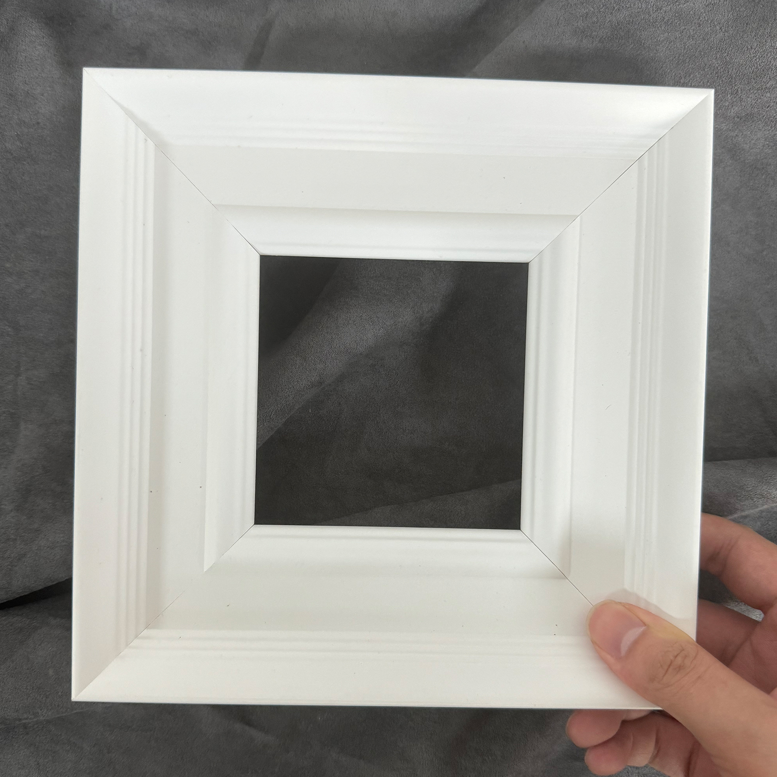 爆款小白框简约北欧画框相框油画框实木材质可定制尺寸挂墙