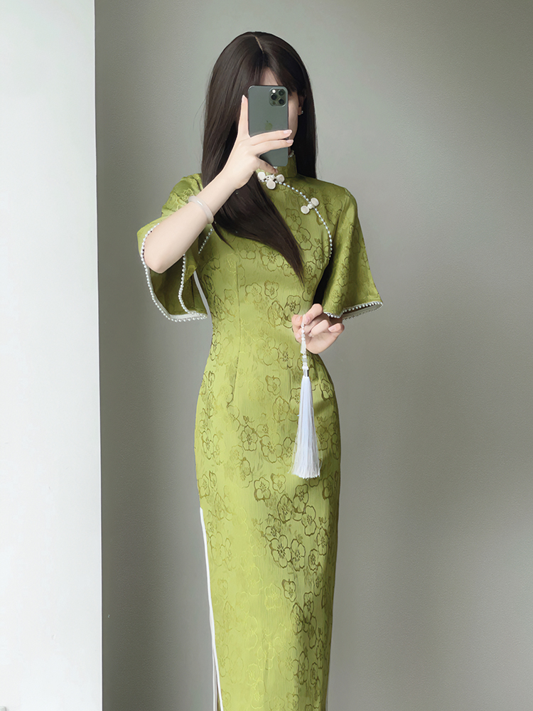 复古民国风绿色提花倒大袖旗袍2023年新款优雅气质高级感连衣裙