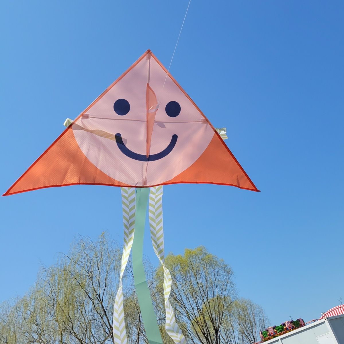 韩国橘子汽水户外儿童风筝亲子户外运动可爱笑脸表情图案