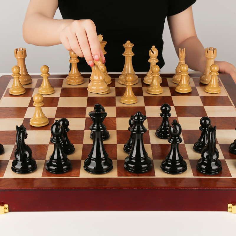 国际象棋高档套装木质折叠棋盘超大号棋子比赛专用王高11cm
