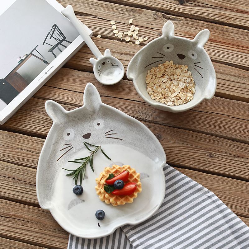 卡通日式龙猫陶瓷餐具套装一人食碗盘勺子手工粗陶质感可爱礼物