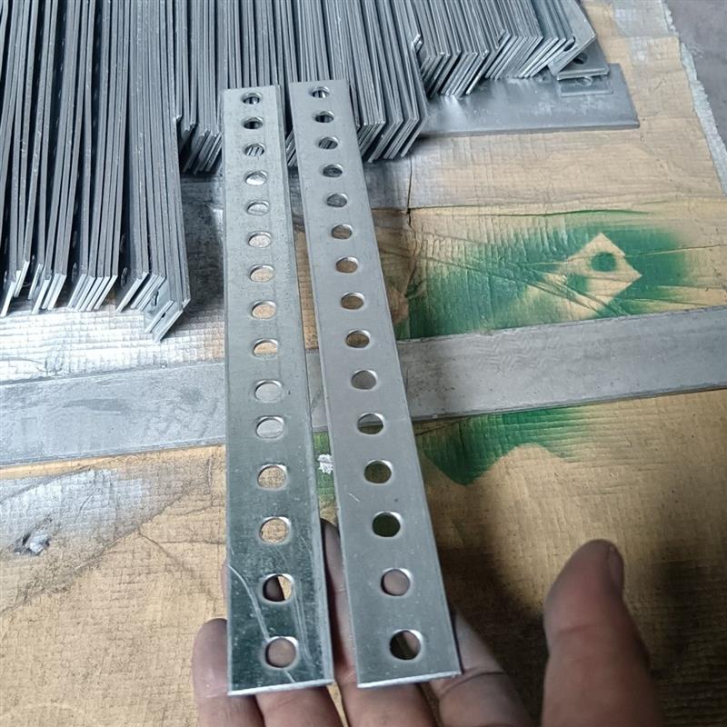 镀锌扁铁钢板冲孔铁支架连接板万能直条