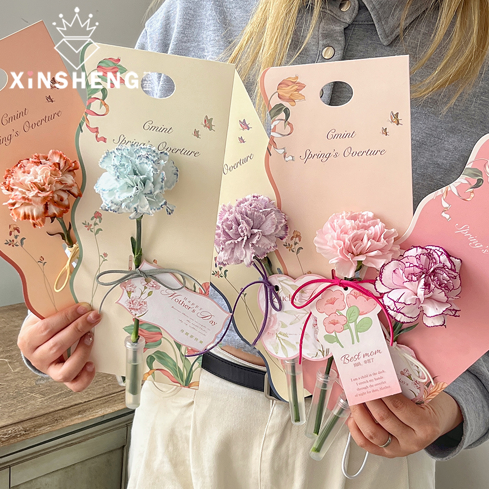 芯苼 母亲节新品 爱在花丛单卡鲜花束装饰品手工花艺礼物包装材料