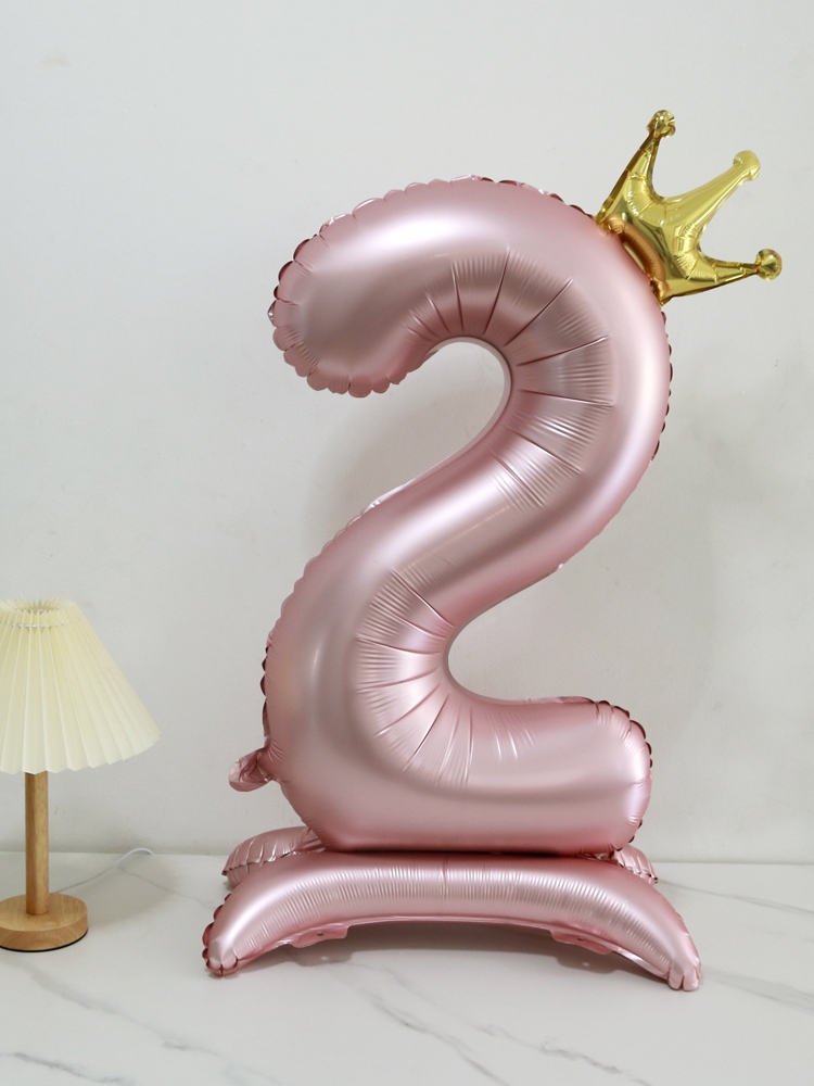 新款带底座大号珠光粉数字铝膜气球生日装饰场景布置女孩周岁拍照