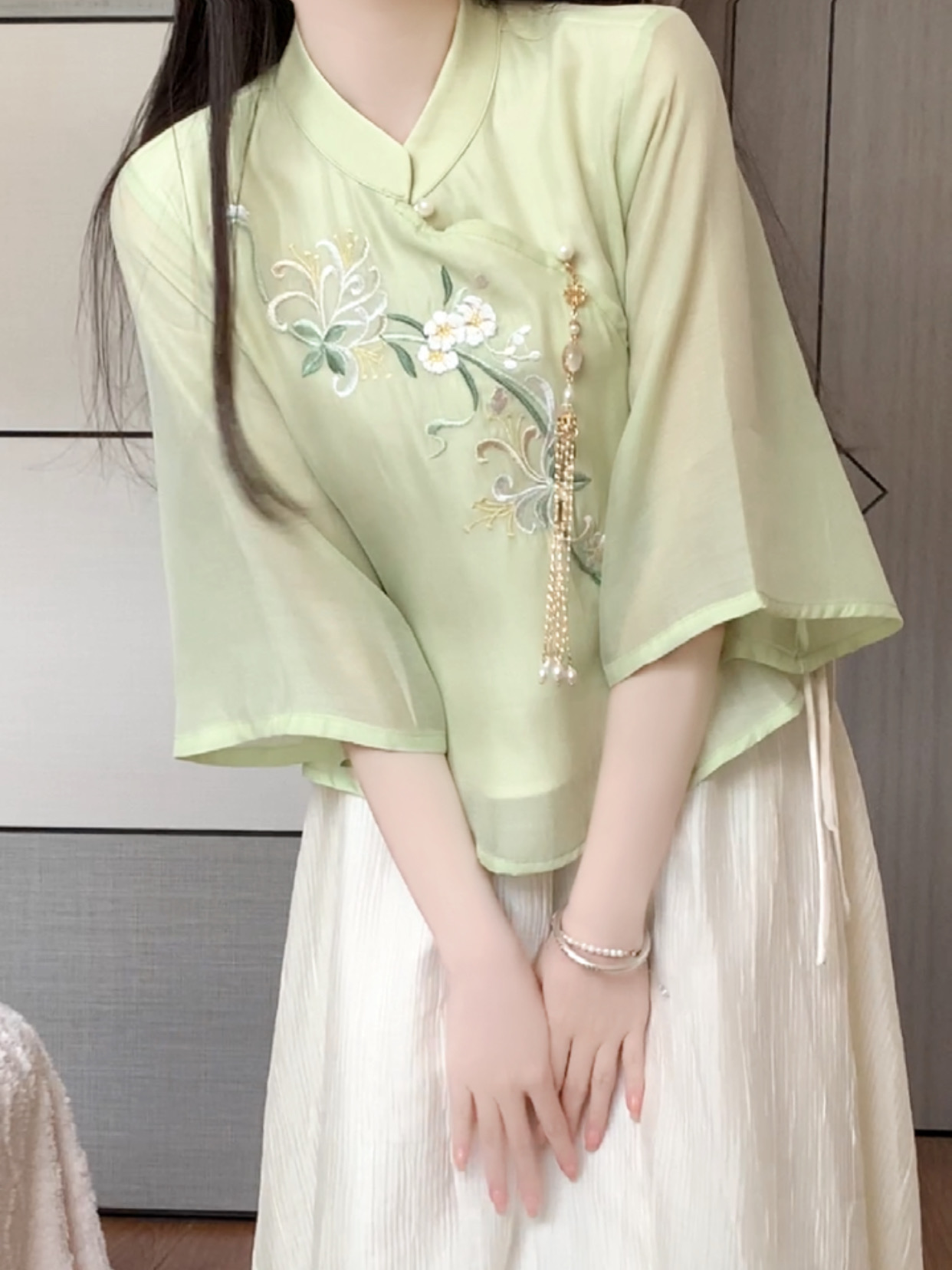 抹茶麻薯2024年春夏季新中式国风盘扣旗袍两件套日常时尚少女套装