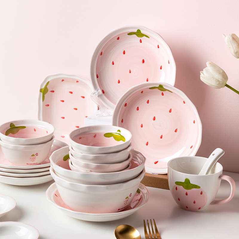 摩登主妇草莓碗陶瓷碗盘子碗套装可爱的碗少女心餐具儿童饭碗汤碗