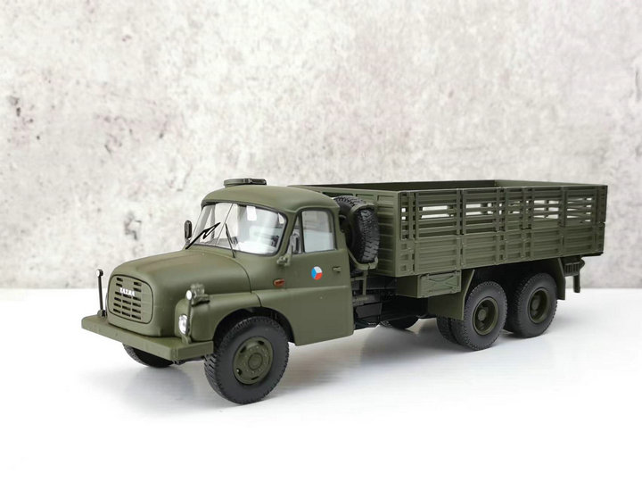 Schuco 舒克 1:43 太脱拉 Tatra T148 CSSR 运兵卡车合金汽车模型