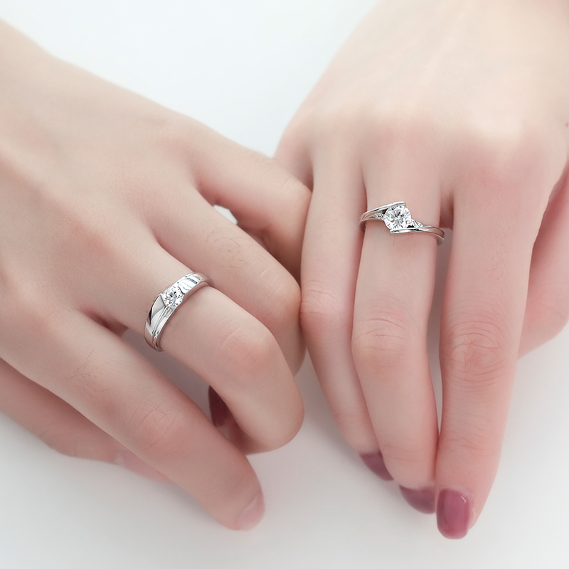 925纯银仿真钻石戒指女一对大钻戒男士结婚求婚订婚情侣对戒婚礼