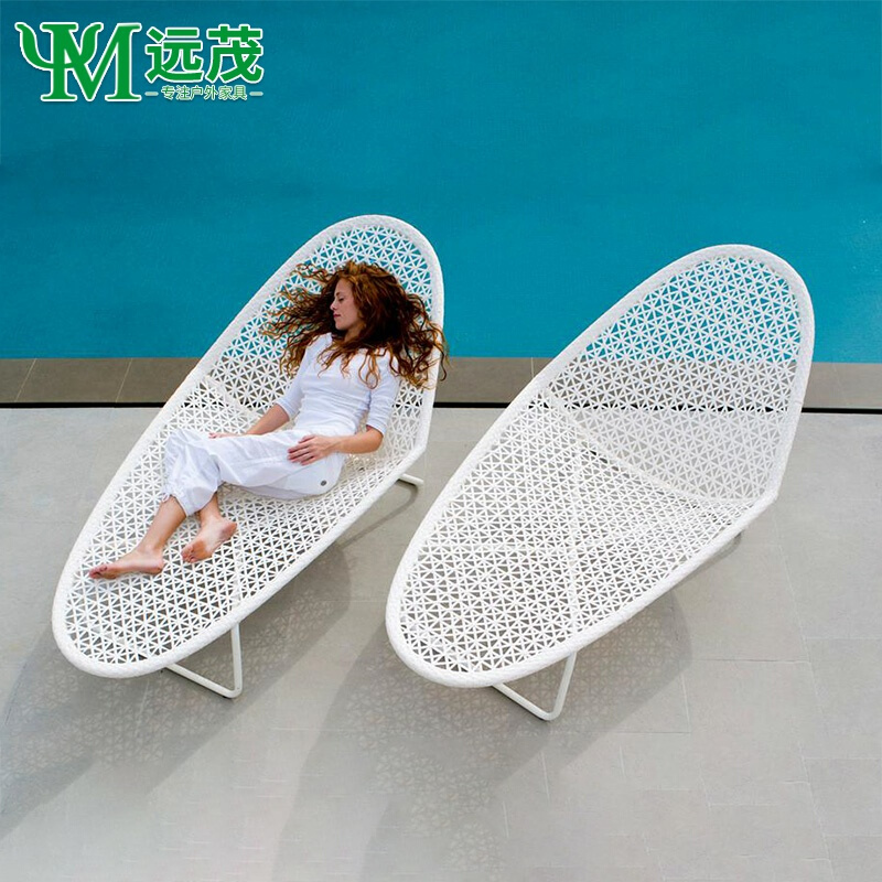藤椅单人手工编织白色室外沙滩床椅两用靠背沙滩椅防水防晒