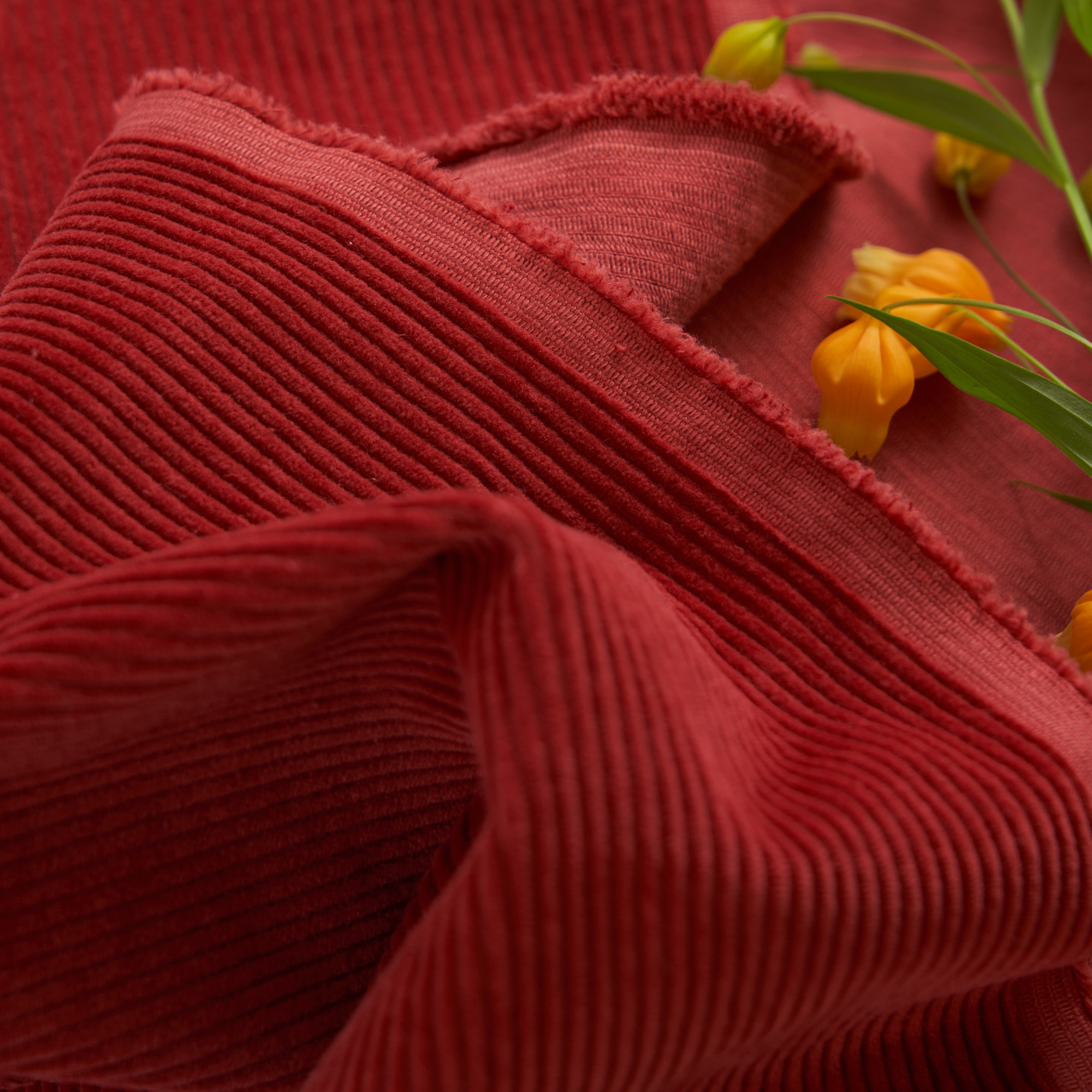 【树莓】秋冬加厚砂洗全棉红色灯芯绒风衣外套裤子马甲服装面料