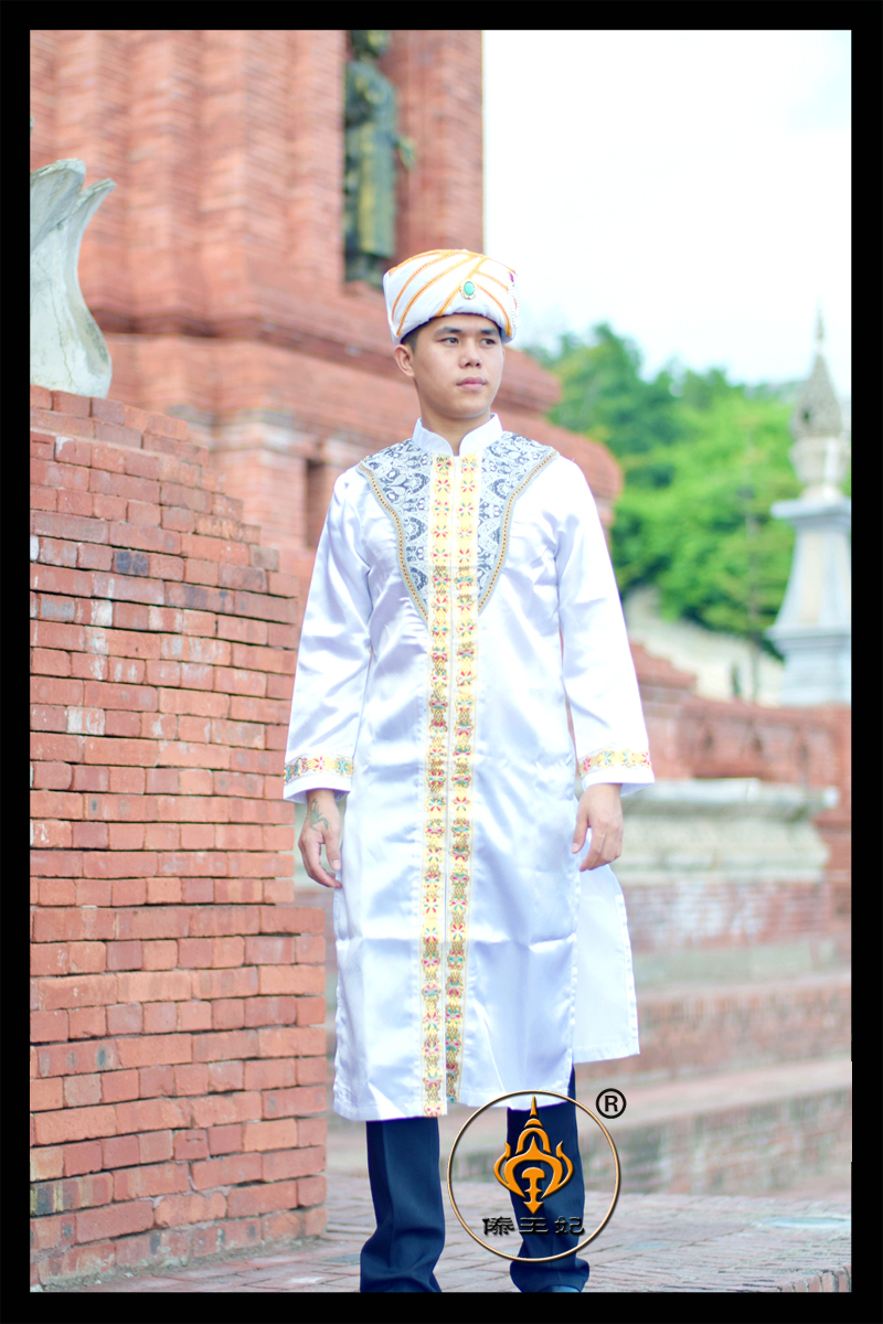 印度传统男装白色有包头长袍长衫舞台小品年会演出活动演出营销服