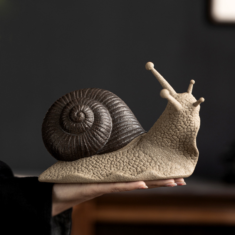 大号蜗牛陶瓷雕塑创意摆件家居桌面户外微景观鱼缸造景装饰工艺品