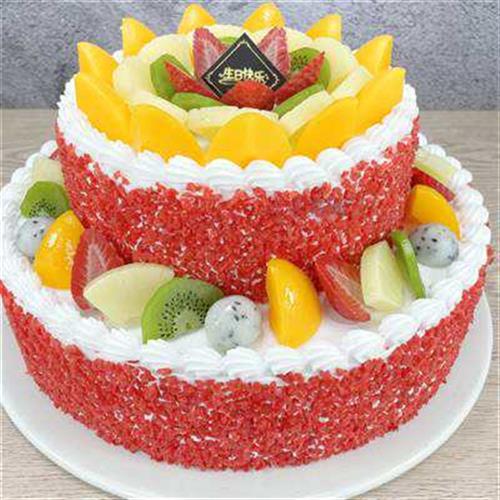蛋糕两层水果