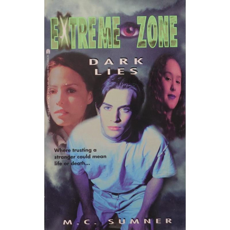 Dark Lies the Extreme Zone 2 by M.C. Sumner平装Simon