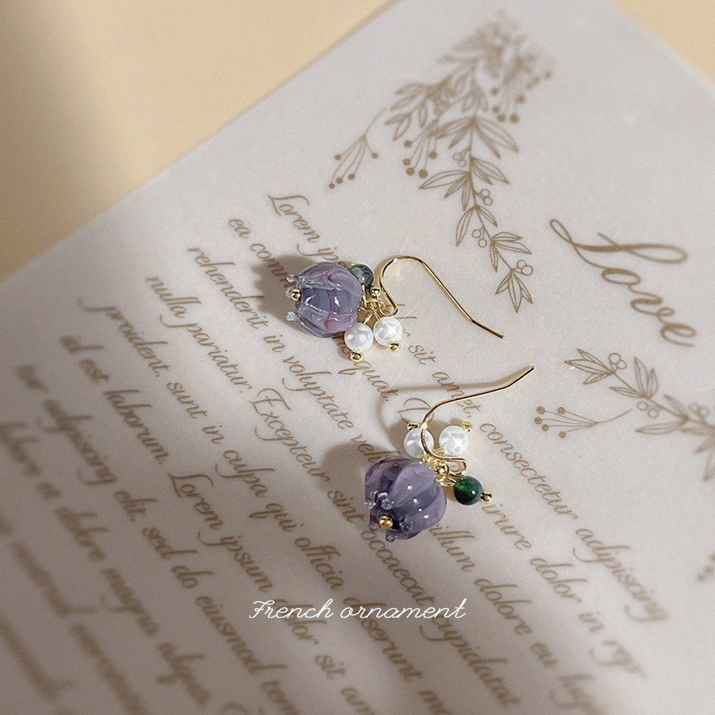 AA2103新款法式复古温柔耳饰小众气质紫色珍珠琉璃花朵植物耳环女