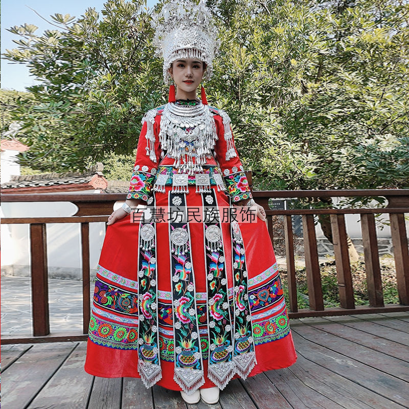 新款湘西苗族服装刺绣长裙盛装少数民族服饰拍照新娘结婚套装女