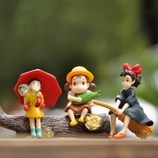 跨境日本宫崎骏动画经典动画魔女琪琪打伞小月小梅公仔玩偶摆件
